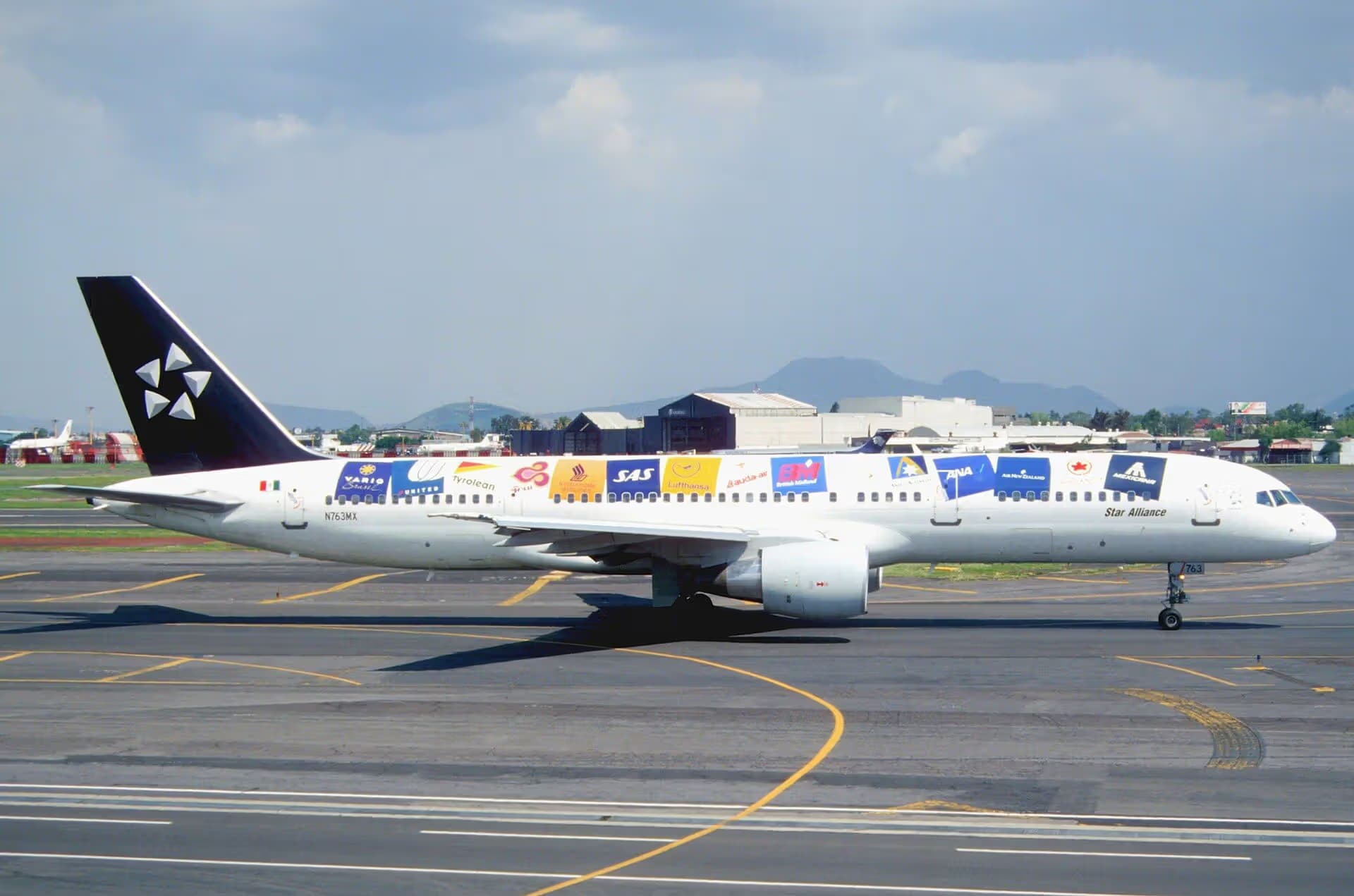 N763MX — Twin-engine aircraft