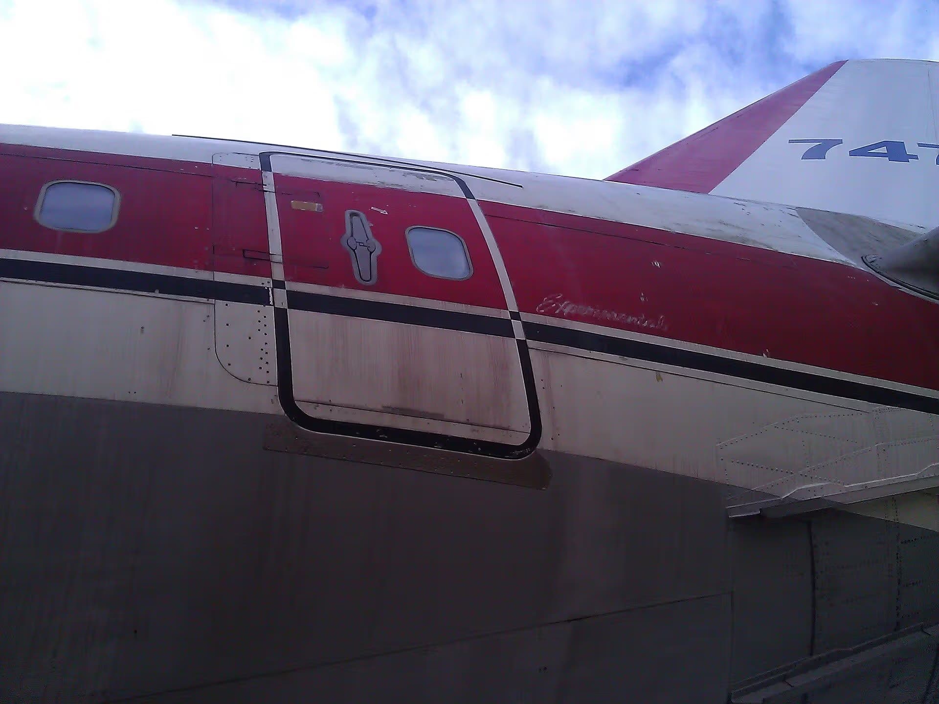Unidentified — Aircraft