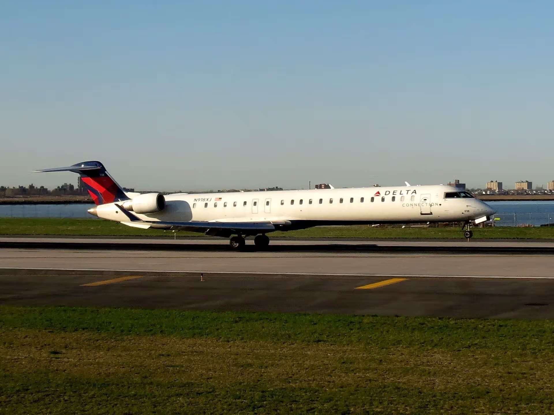 N918XJ — Bombardier