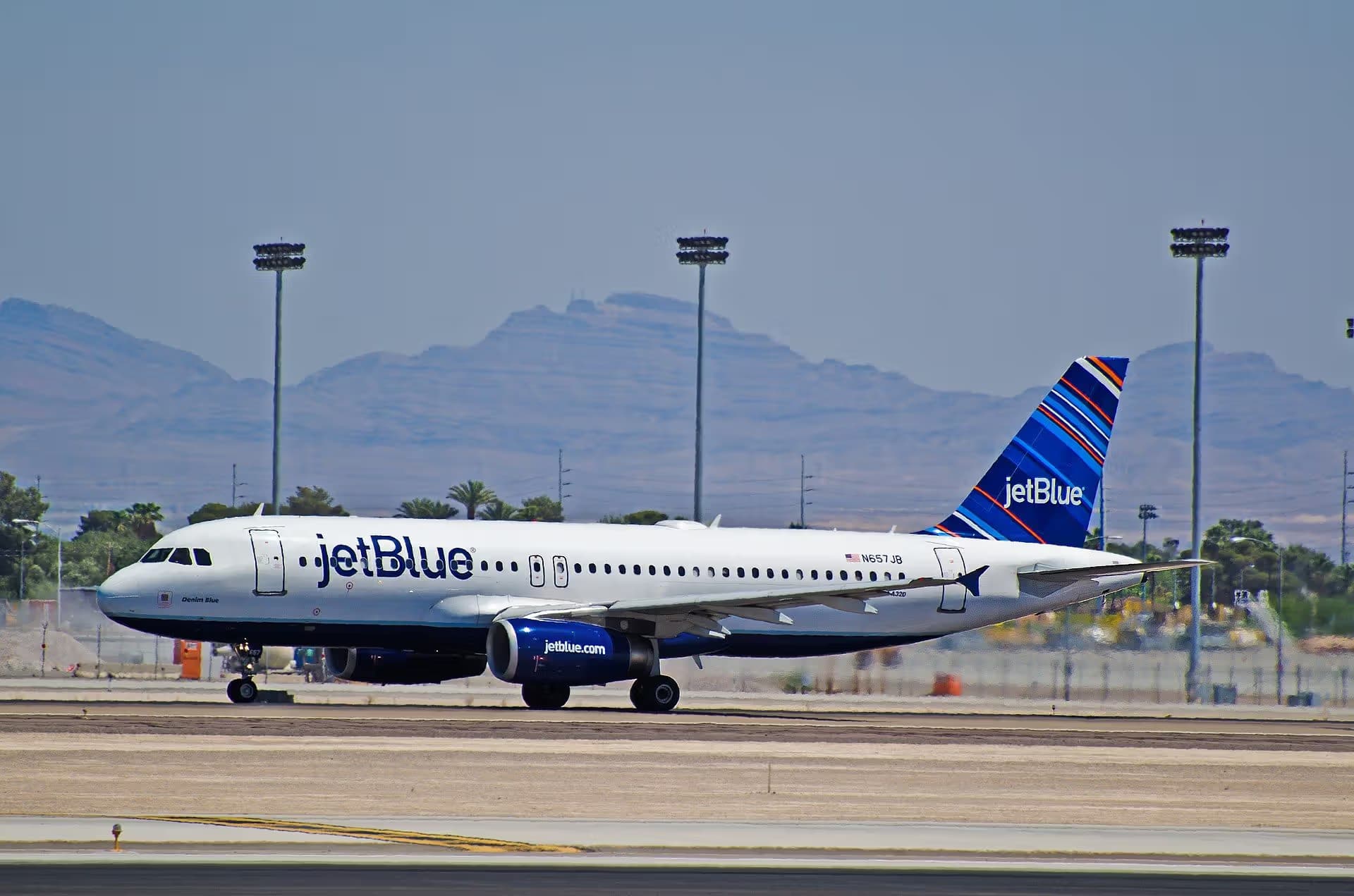 N657JB — Airbus