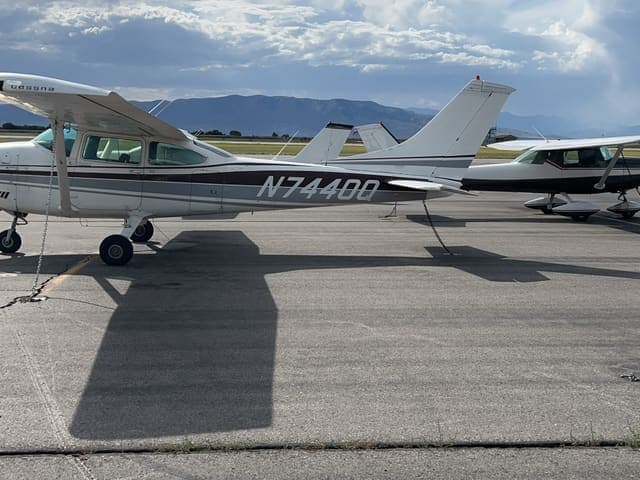 N7440Q — Cessna 182P