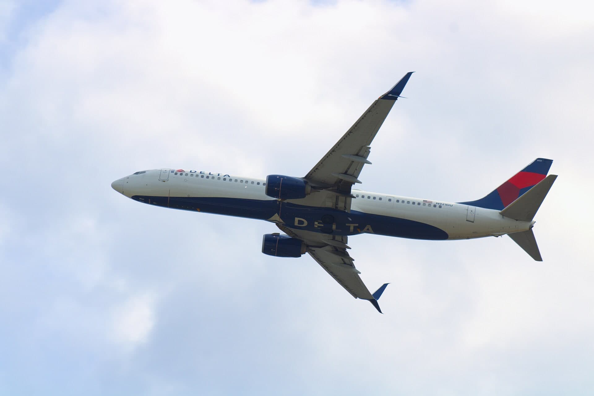N921DU — Boeing