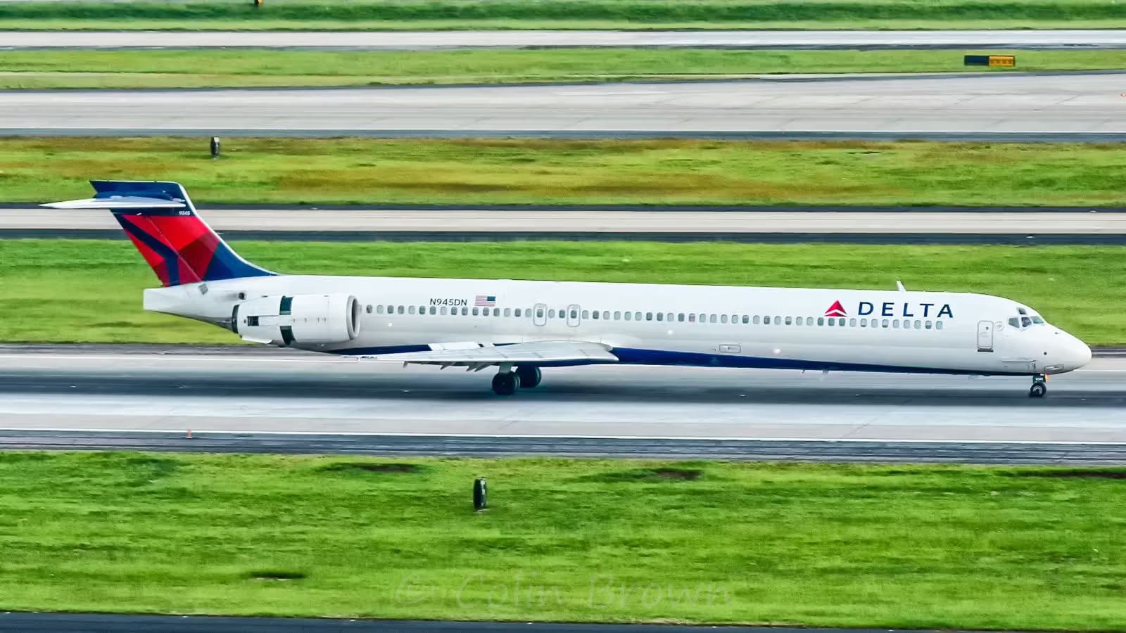 N945DN — Aircraft