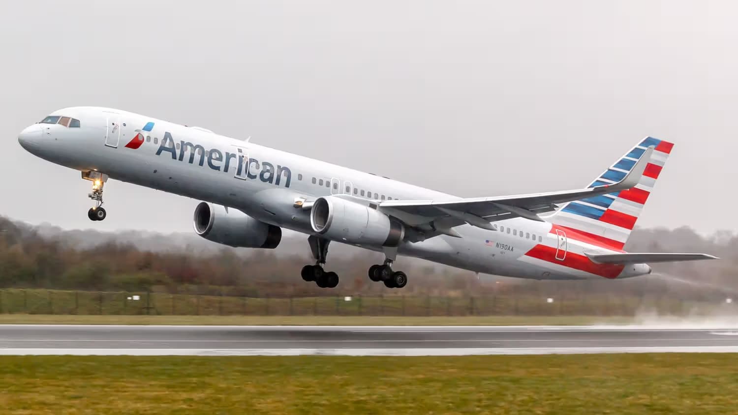N190AA — Boeing