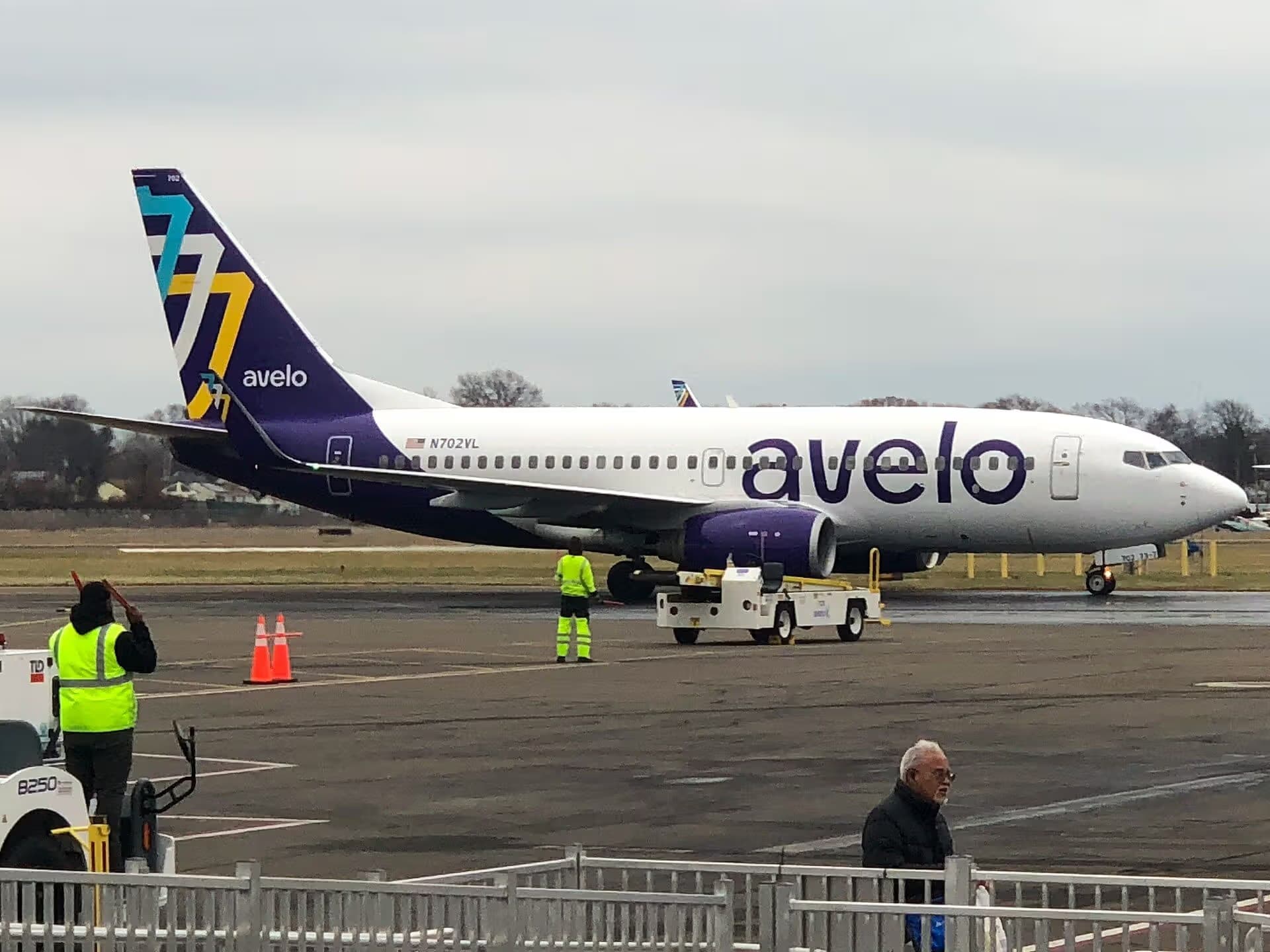 N702VL — Boeing