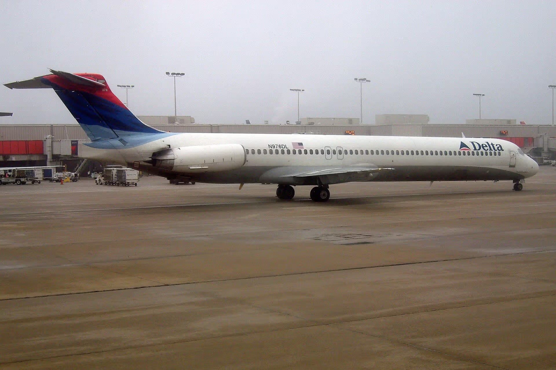 N976DL — Douglas