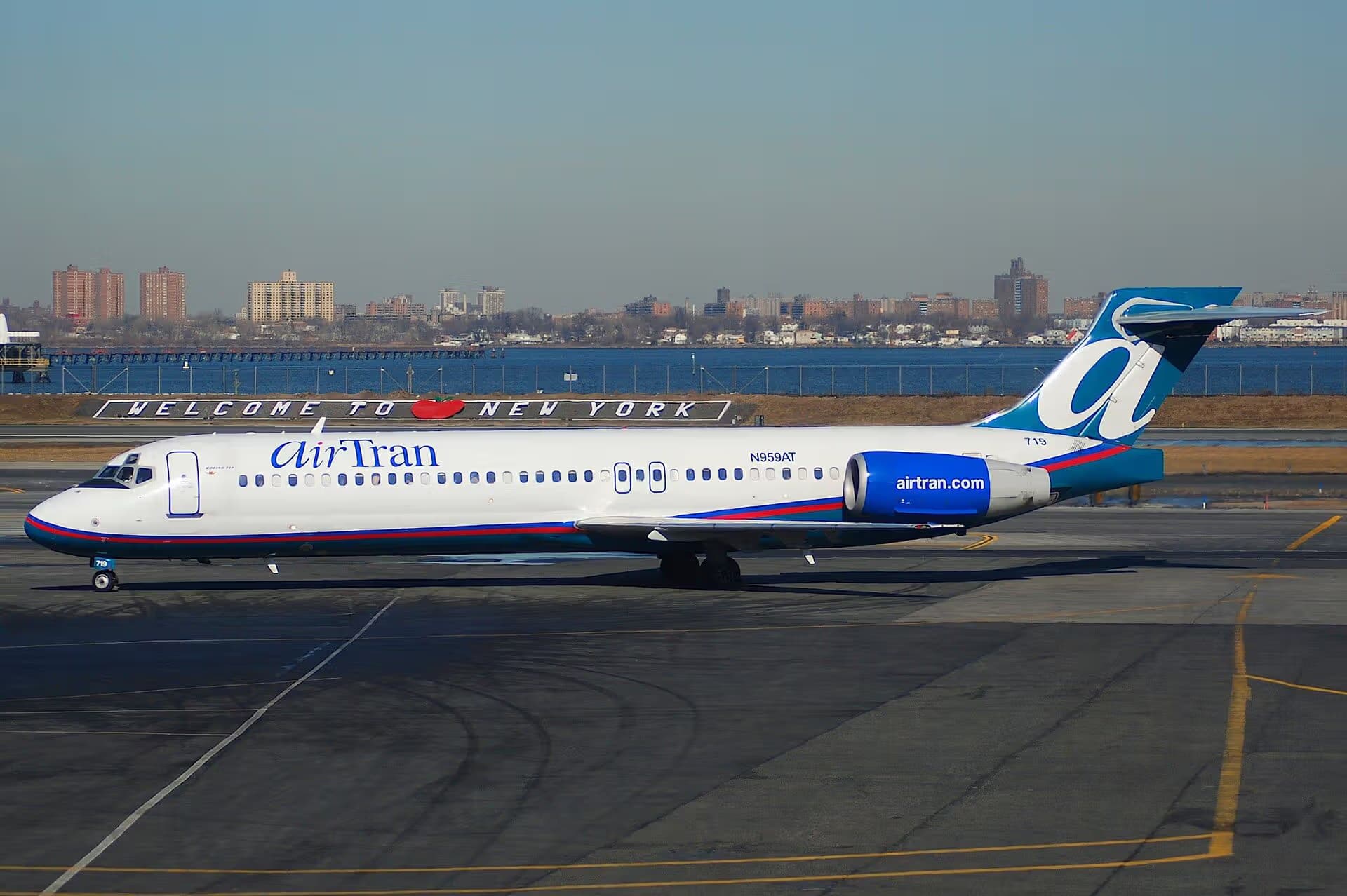N959AT — Aircraft