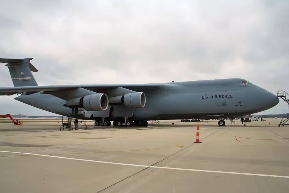 Unidentified — Aircraft