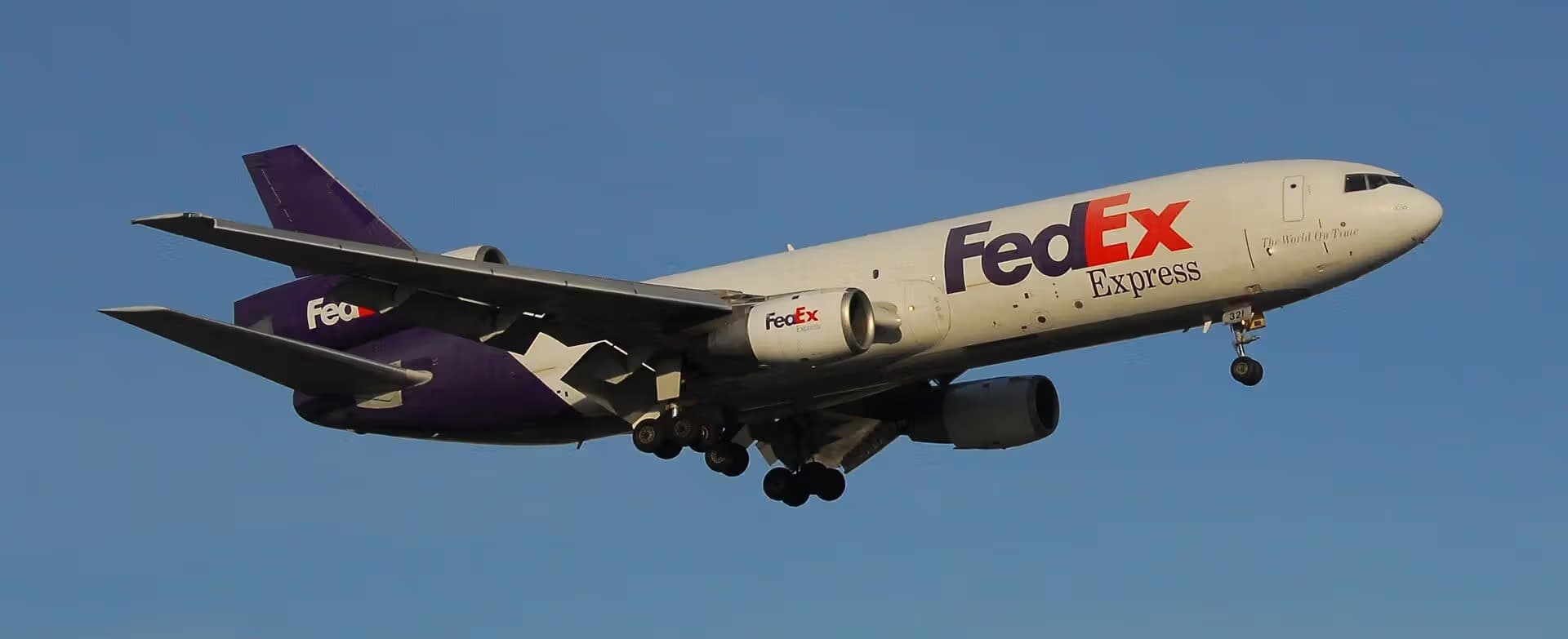 N321FE — Aircraft