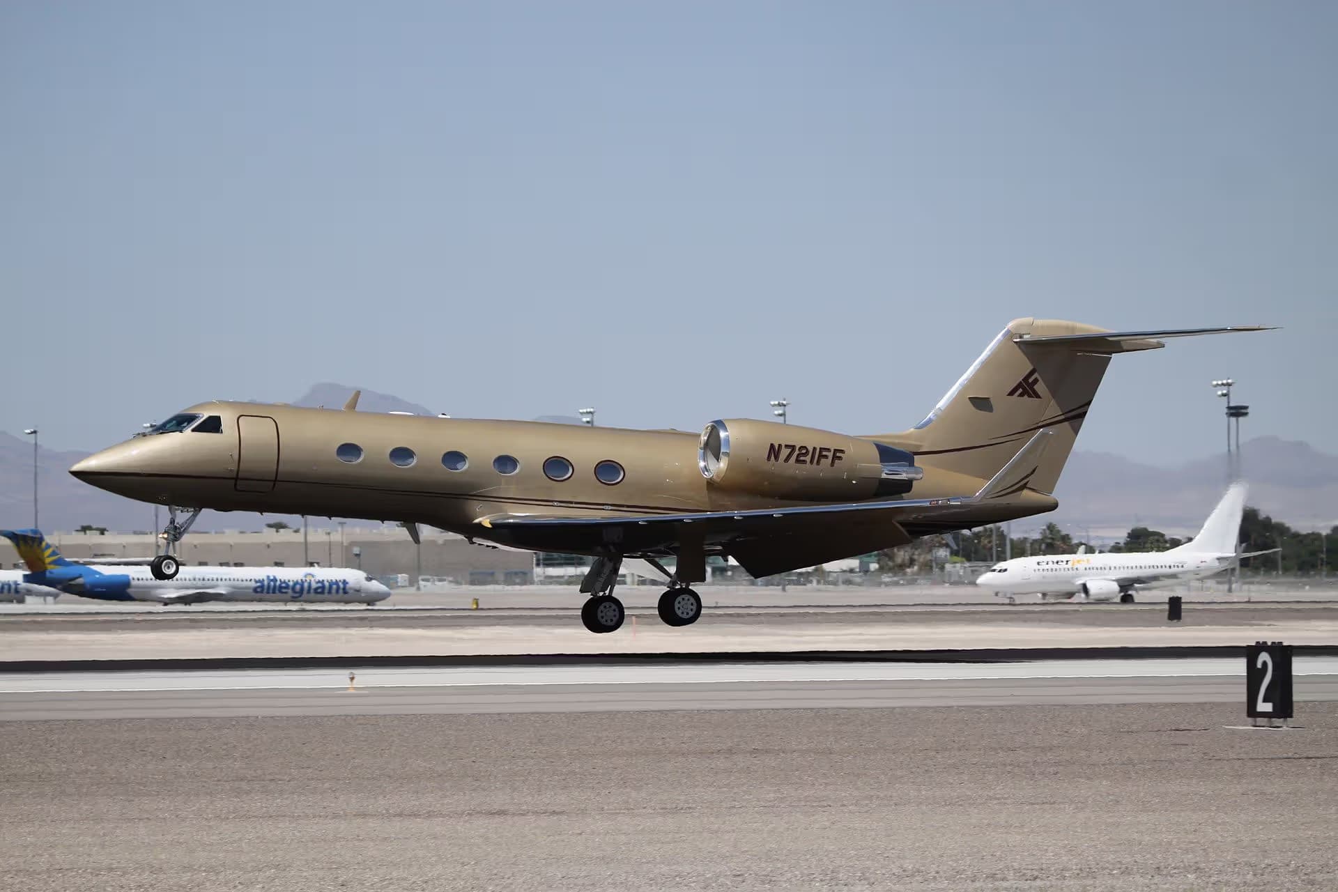 N721FF — Business jet