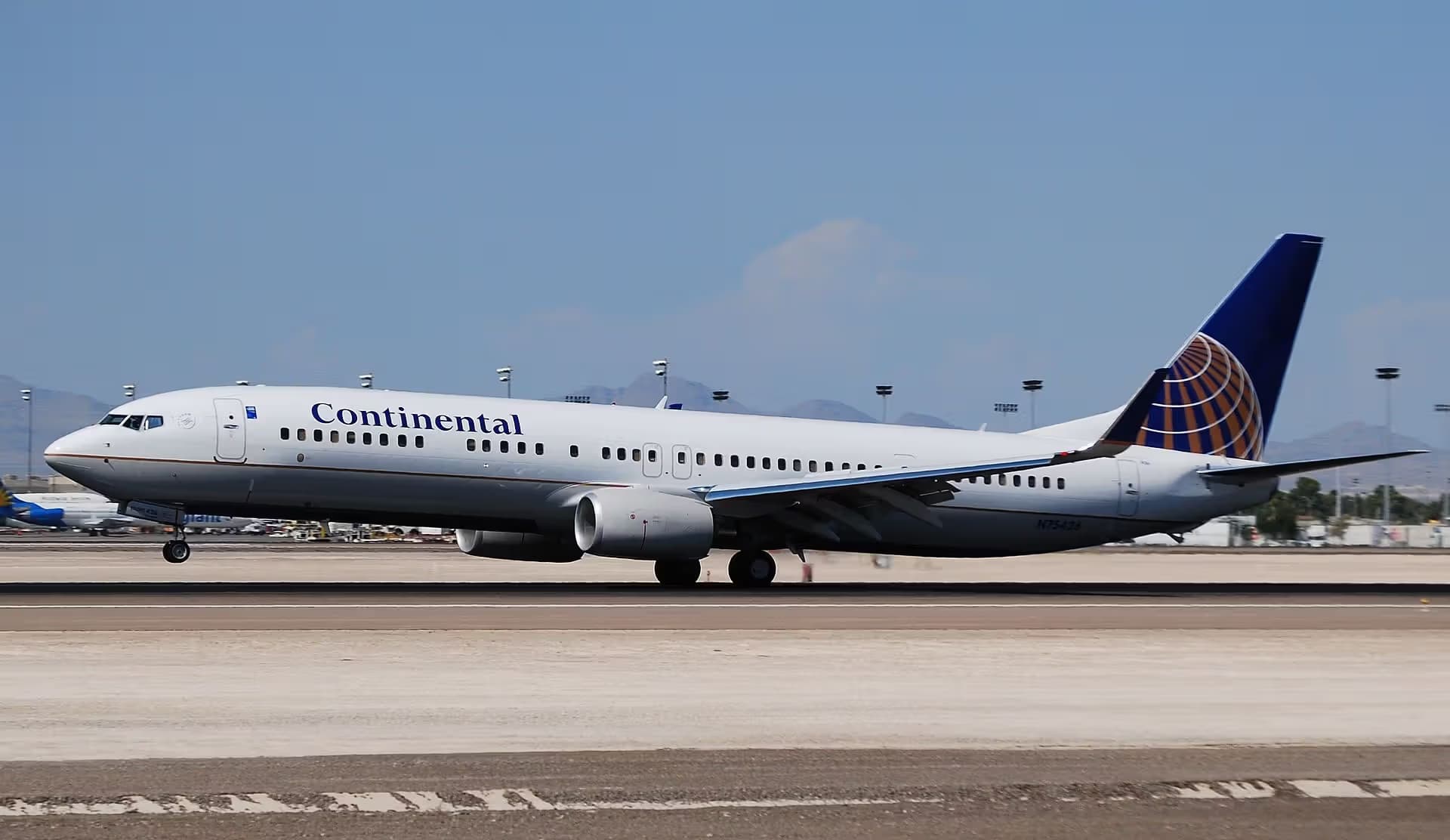 N75426 — Boeing