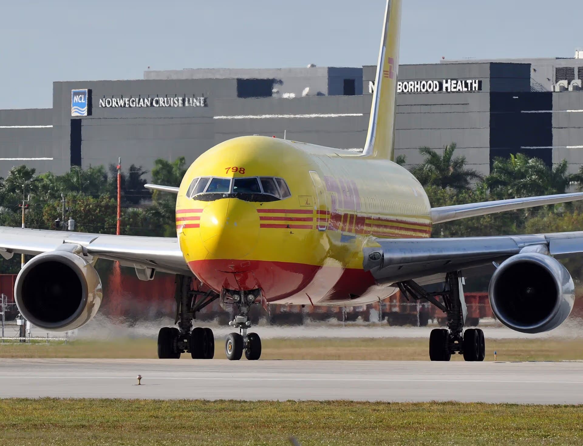 N798AX — Twin-engine aircraft