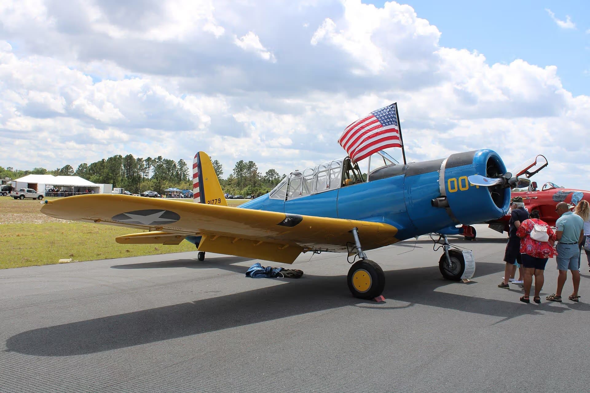 N75004 — Single-engine aircraft