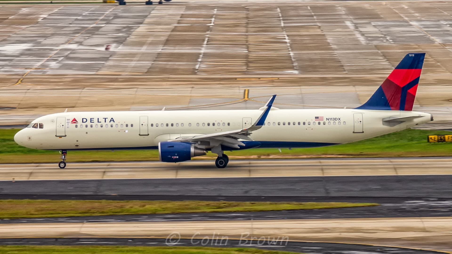 N113DX — Airbus
