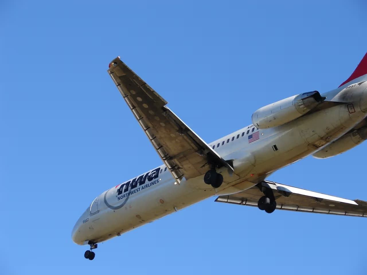 N915RW — Aircraft