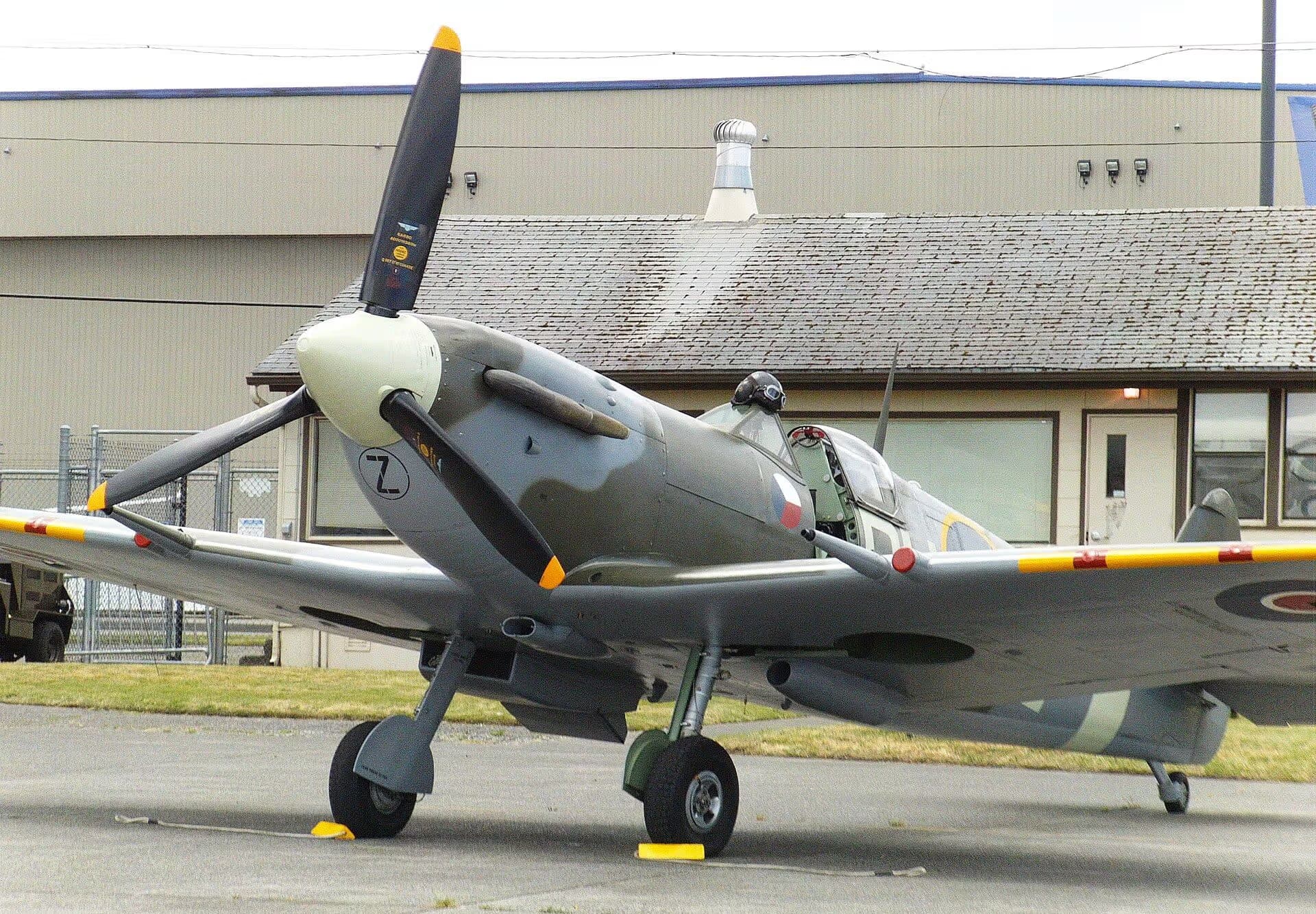 Unidentified — Warbird