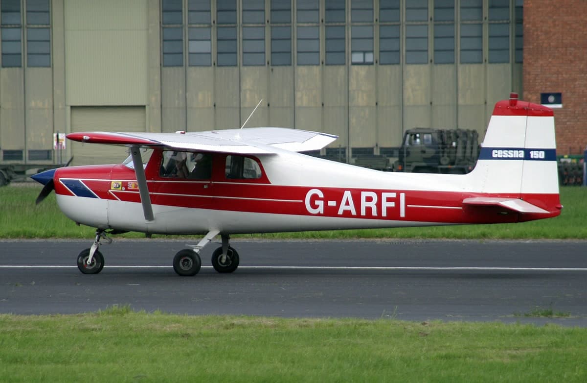 G-ARFI — Cessna
