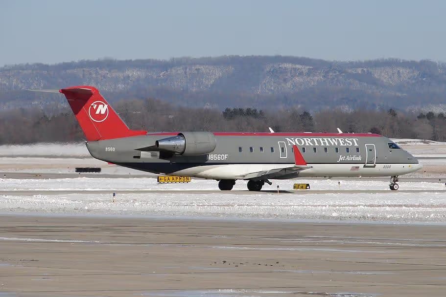 N8560F — Aircraft