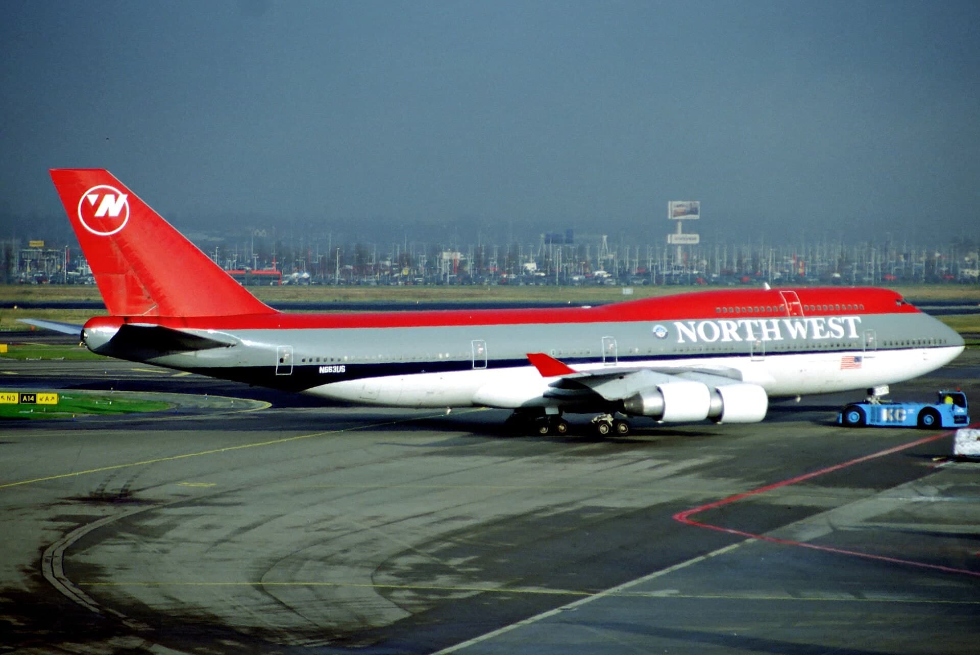 N663US — Boeing