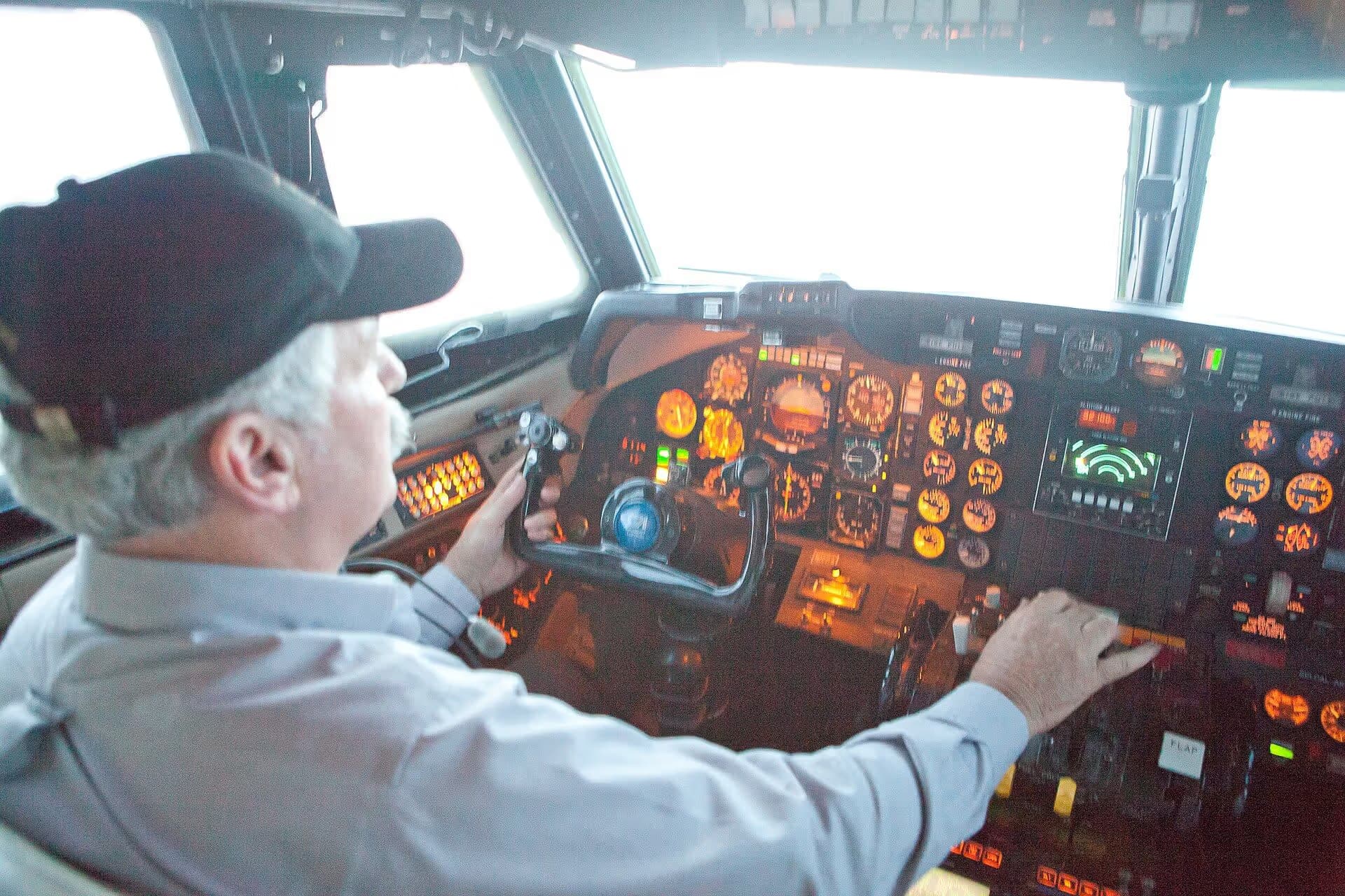 N227LA — Aircraft