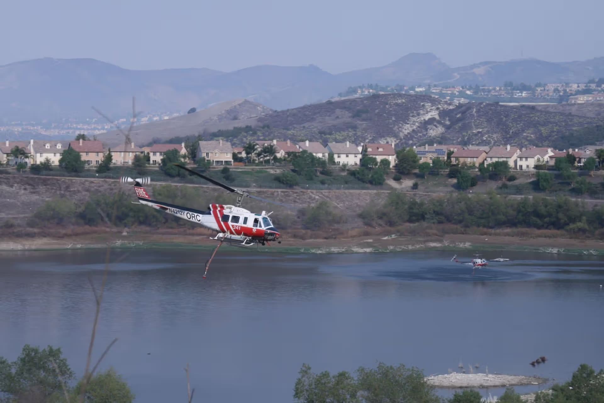 N4212Y — Helicopter