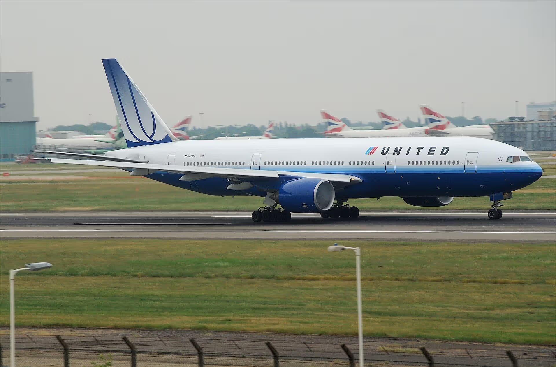 N787UA — Boeing