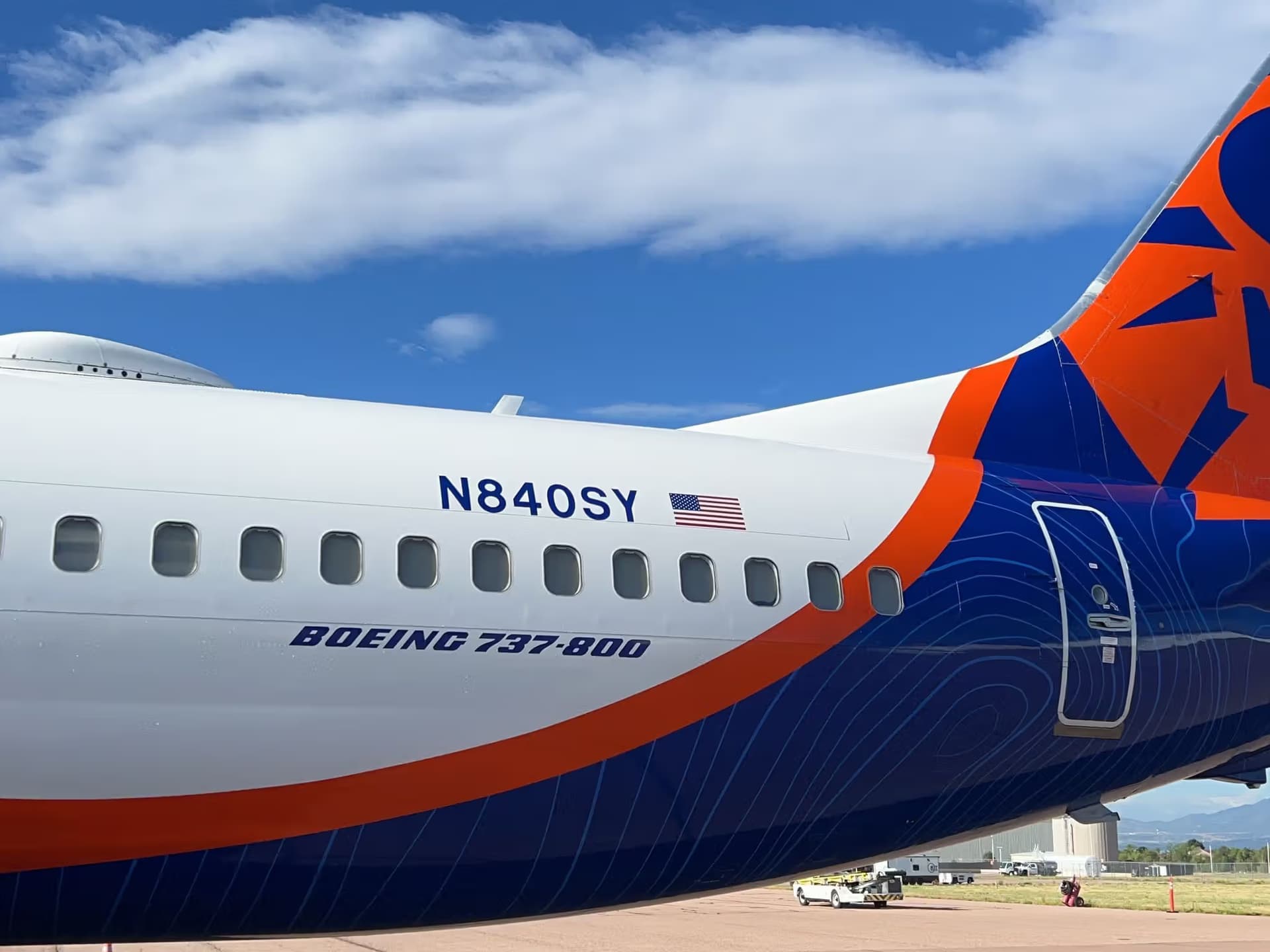 N840SY — 2017 Boeing 737-800 at City of Colorado Springs Municipal Airport