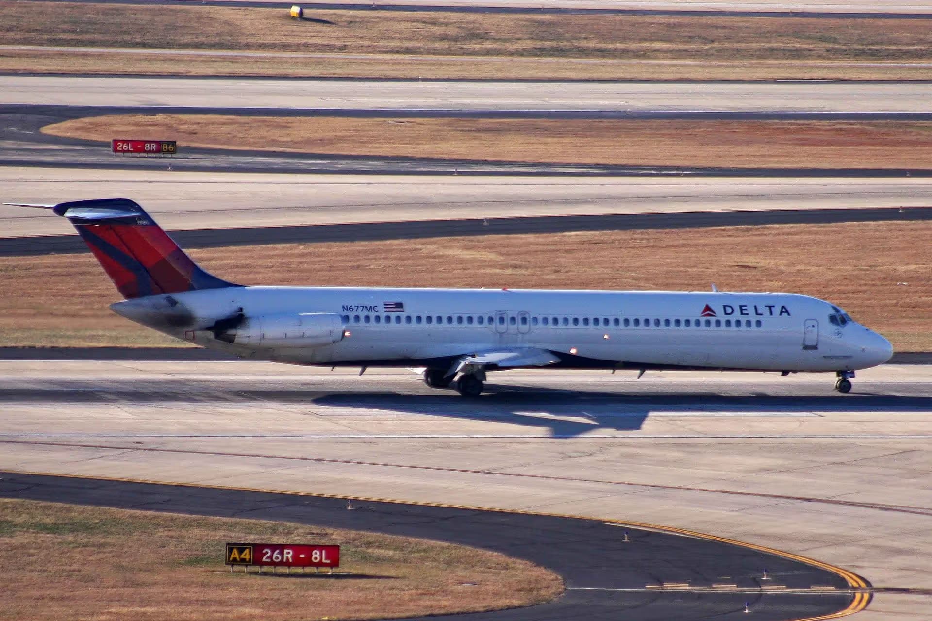 N677MC — Douglas