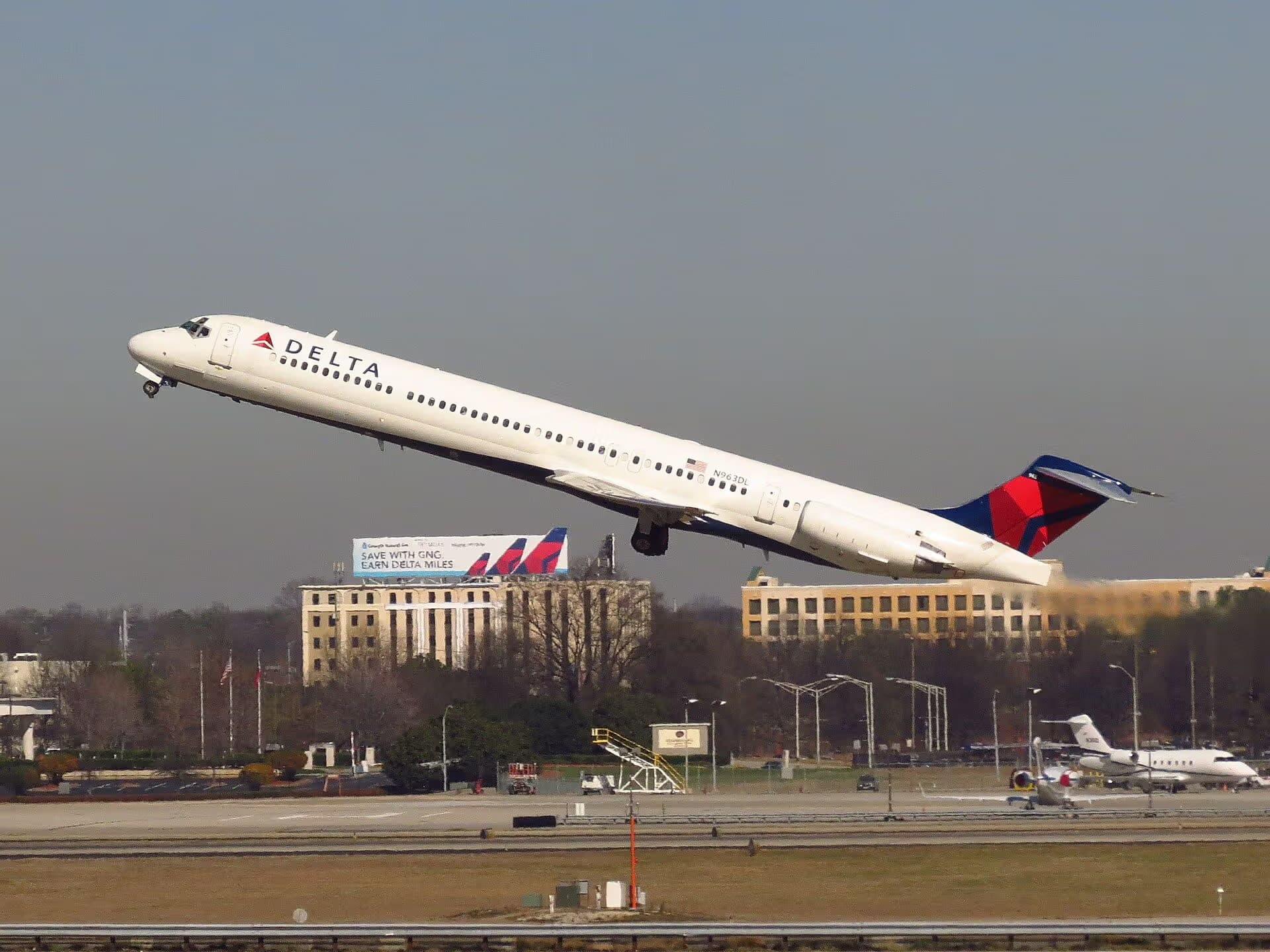 N963DL — Business jet