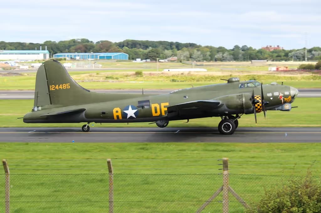 Unidentified — Warbird