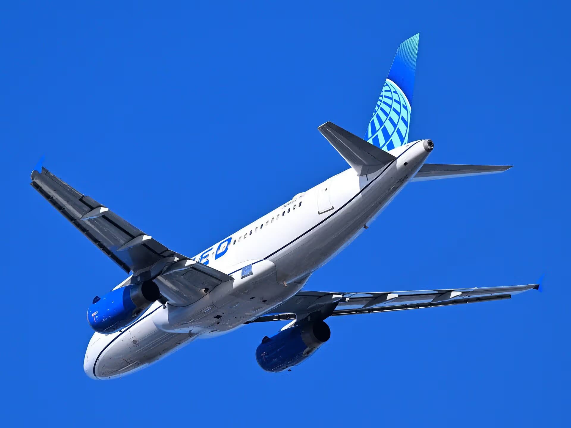 N841UA — Airbus