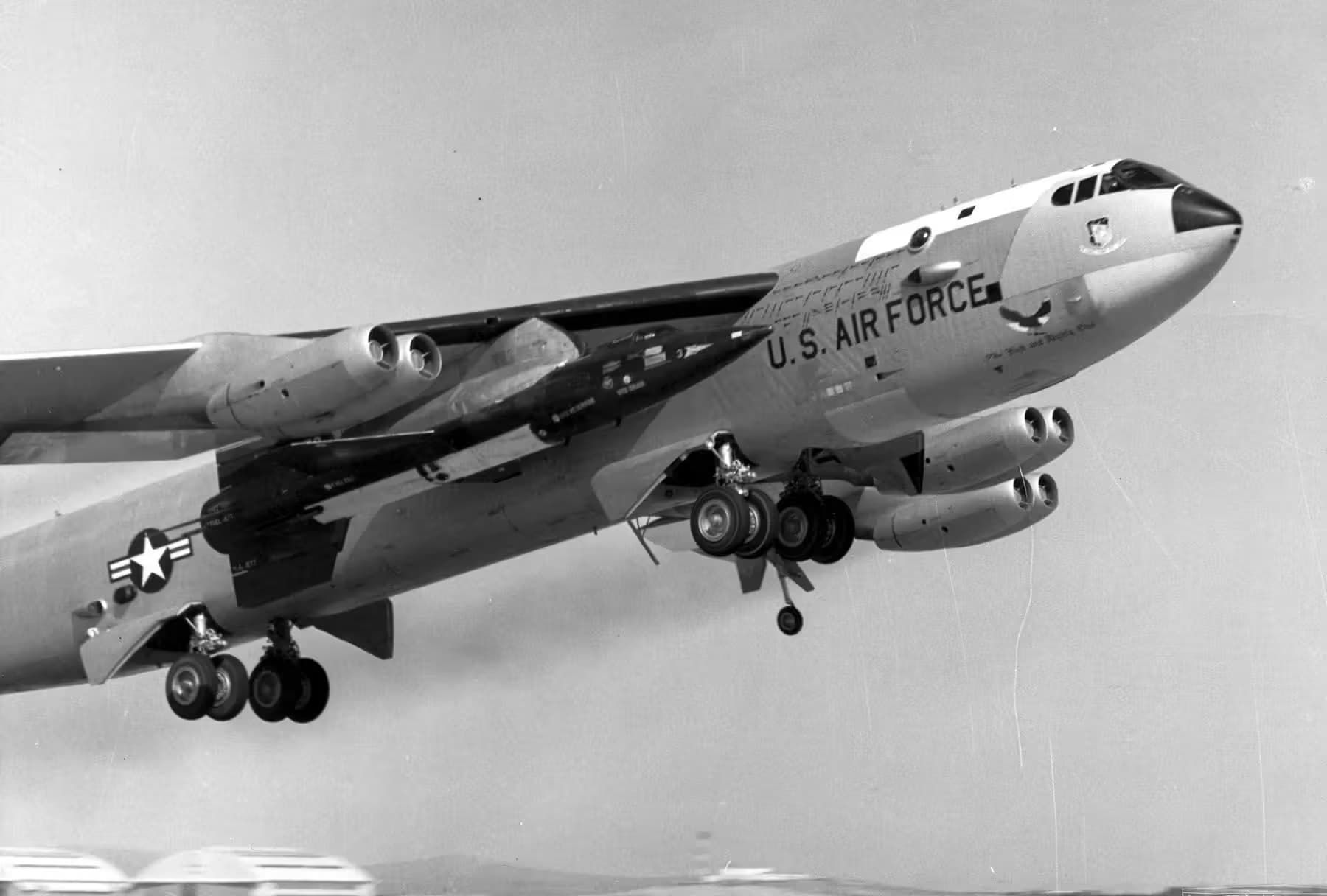 Unidentified — Aircraft