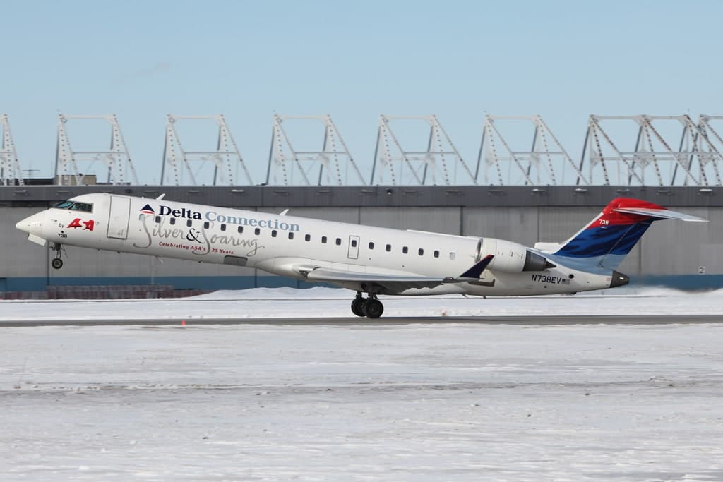 N738EV — Bombardier