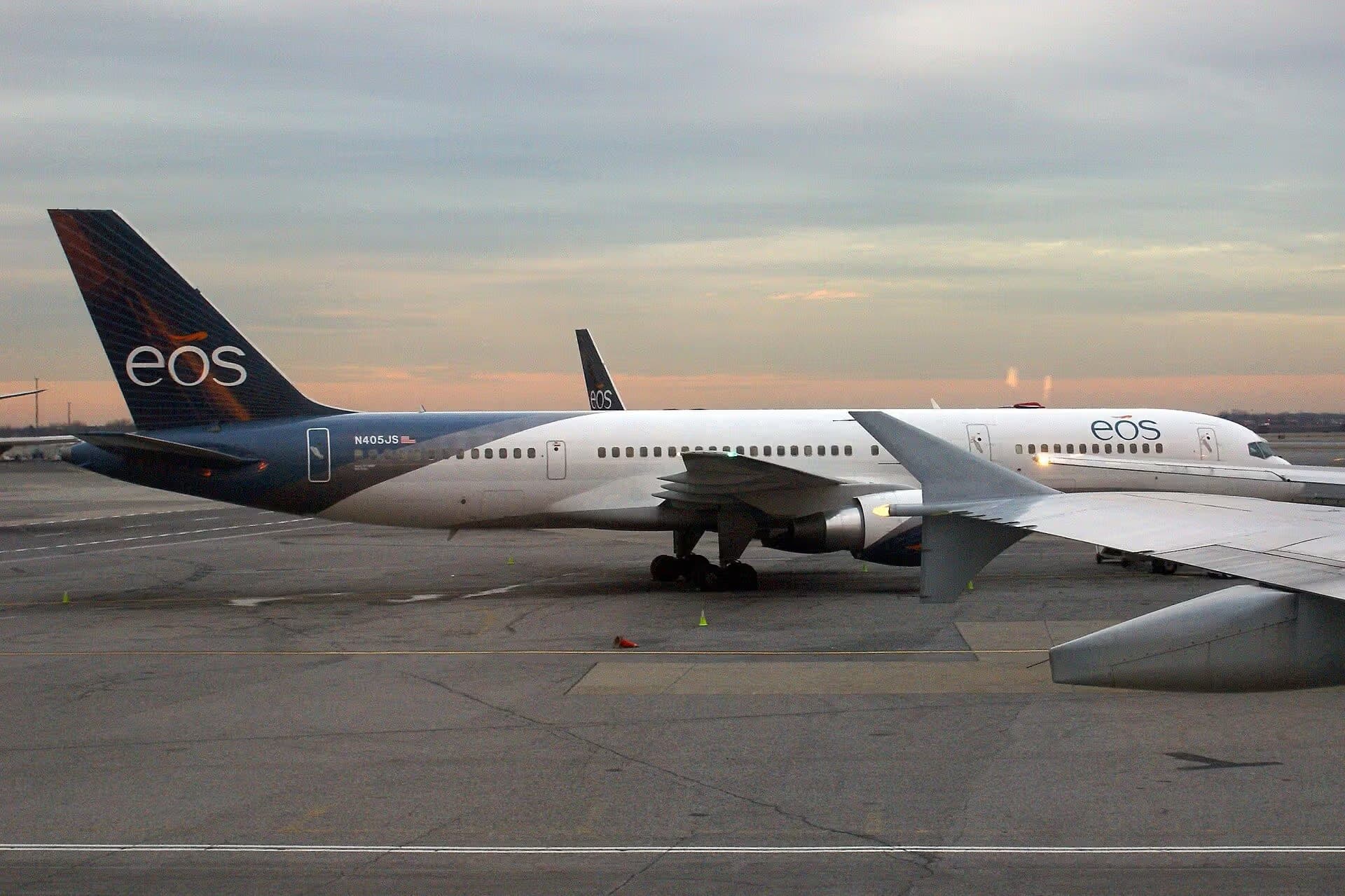 N405JS — Boeing