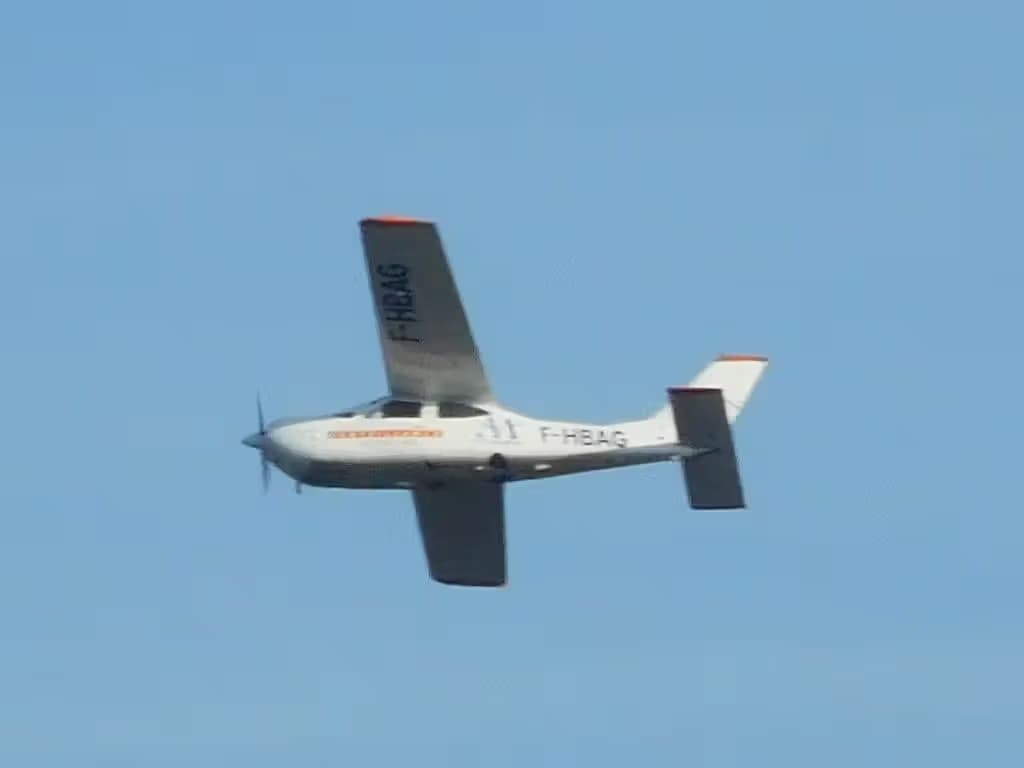 F-HBAG — Cessna