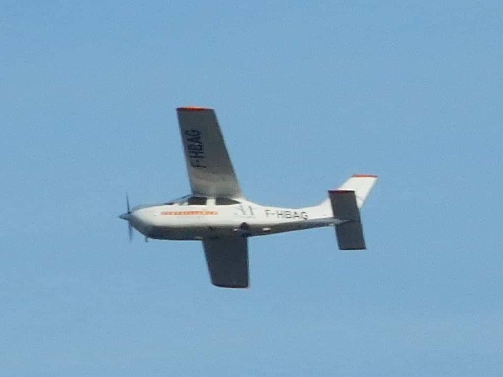 F-HBAG — Cessna
