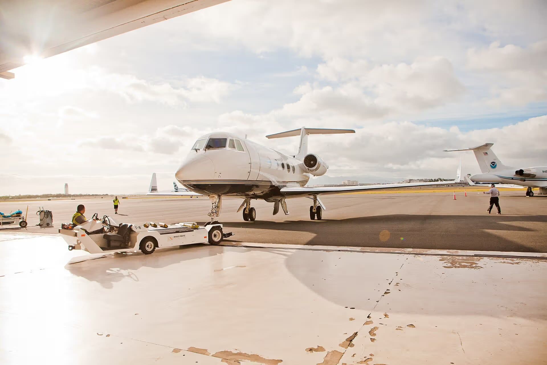 N227LA — Business jet
