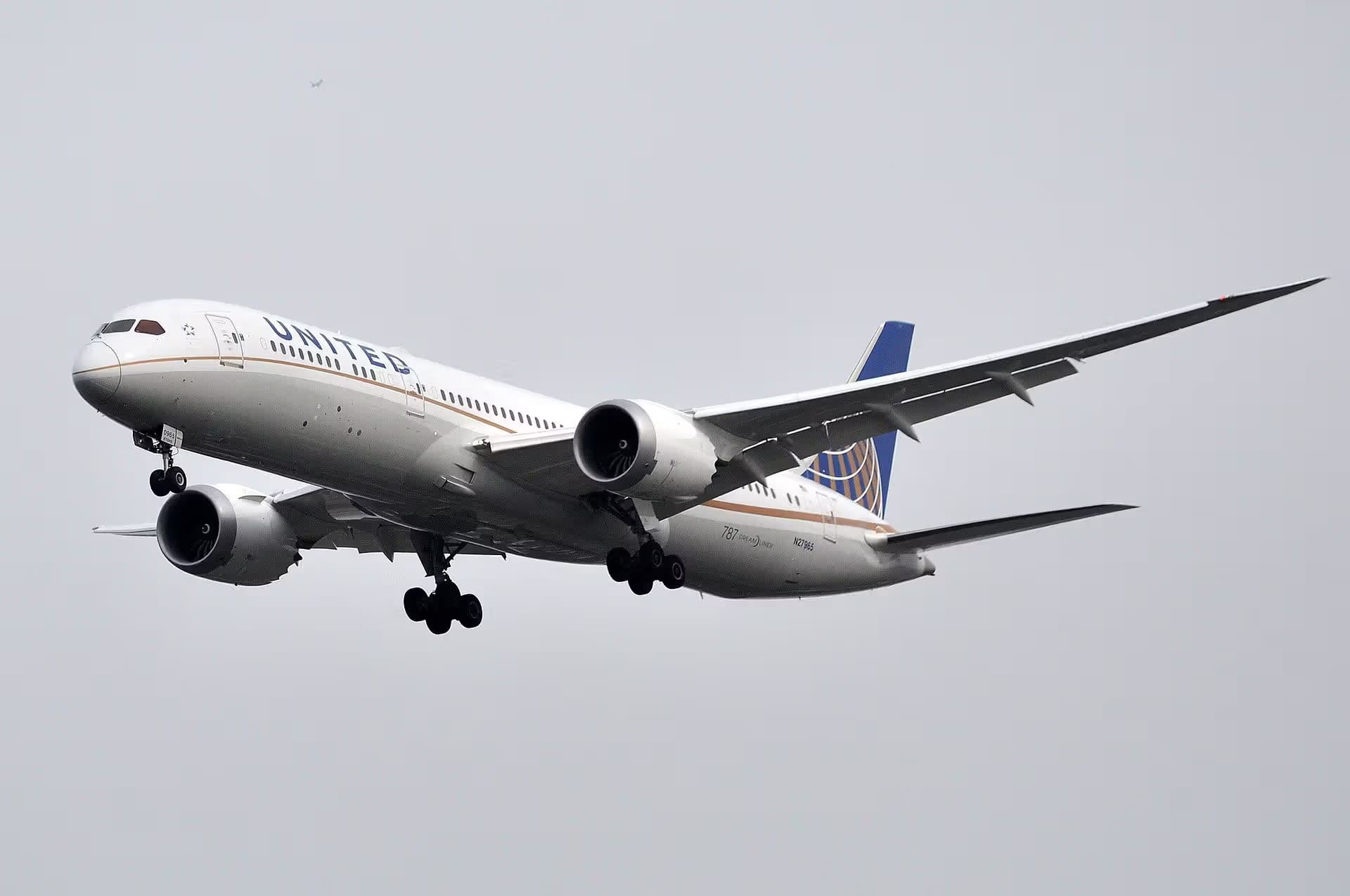 N27965 — Boeing