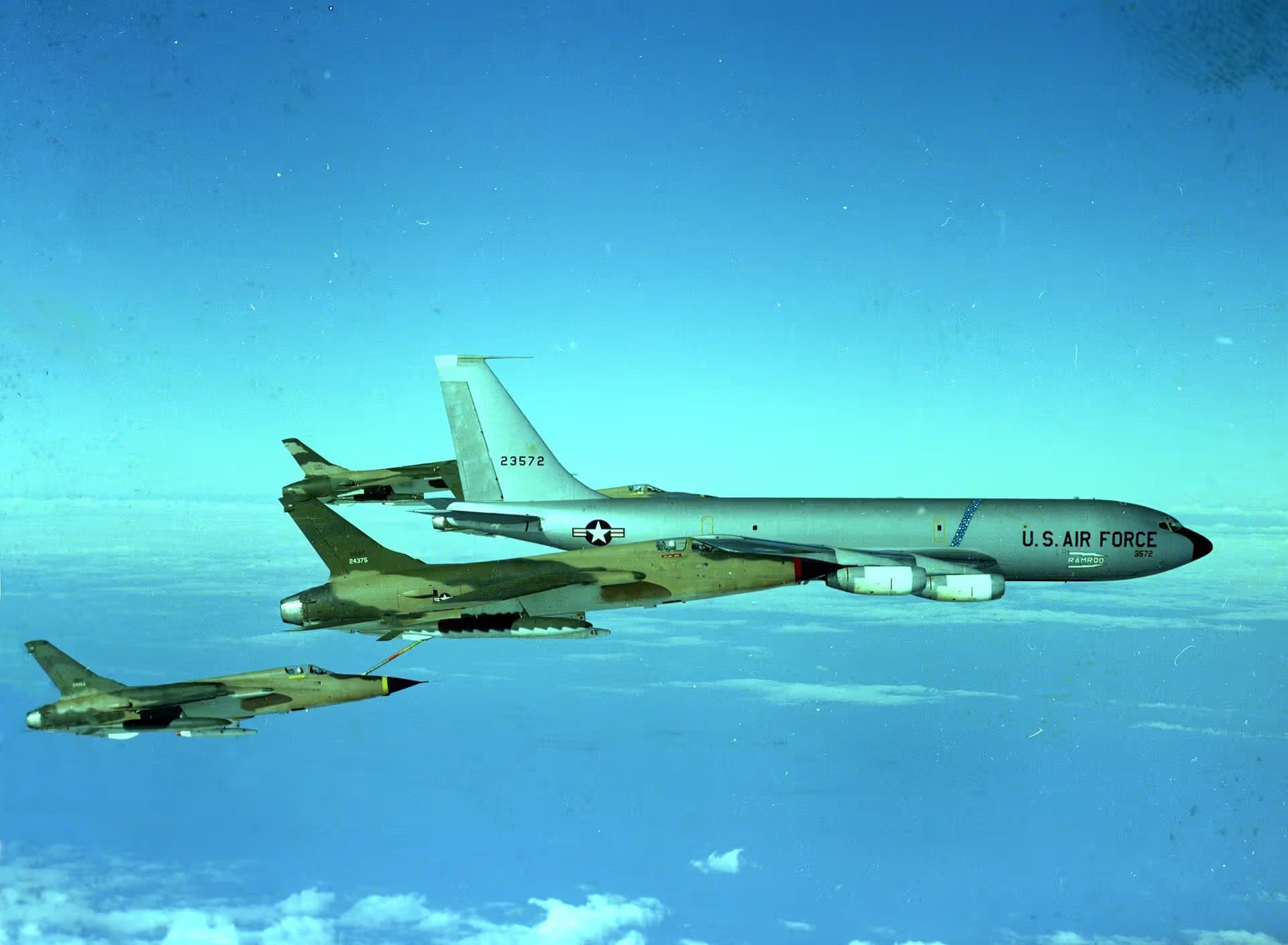 Unidentified — Aircraft