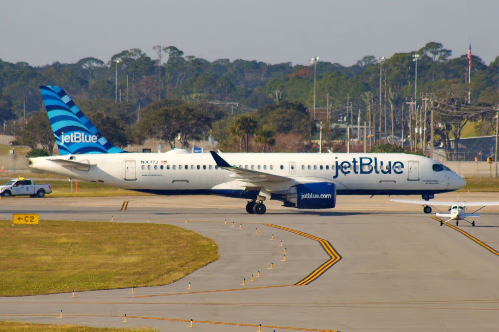N3077J — Airbus