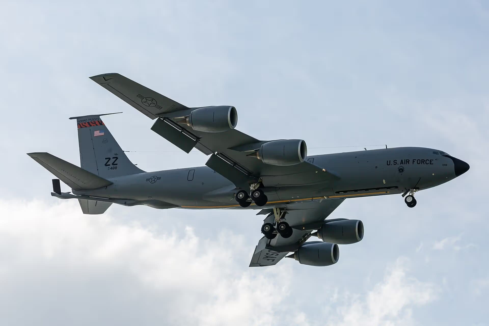 Unidentified — Aircraft