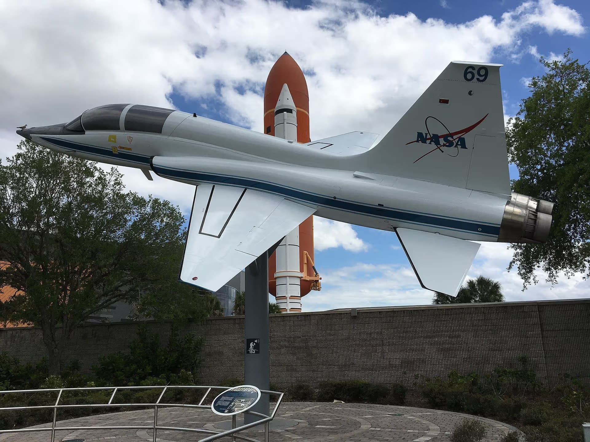 Unidentified — Aircraft