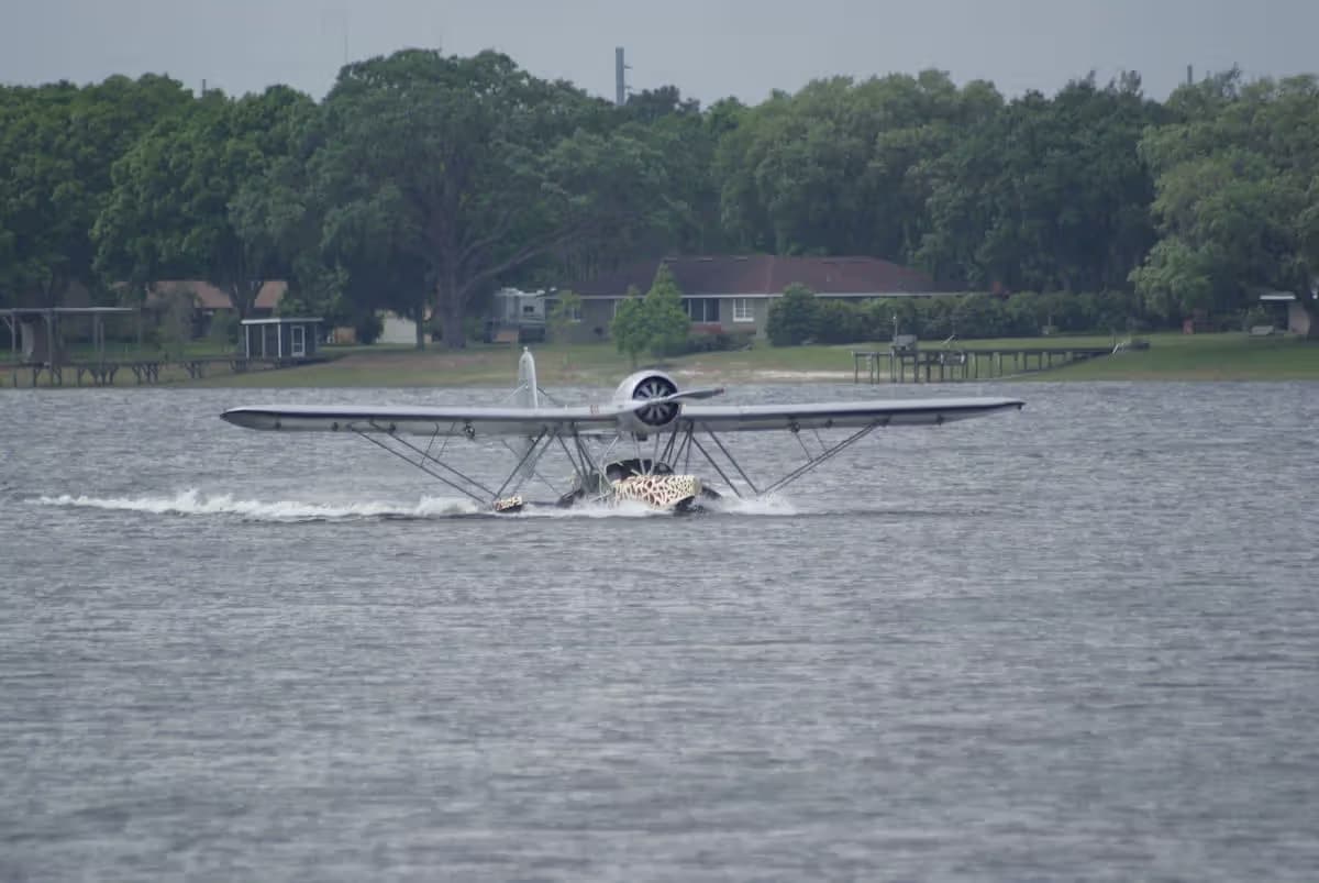 Unidentified — Floatplane