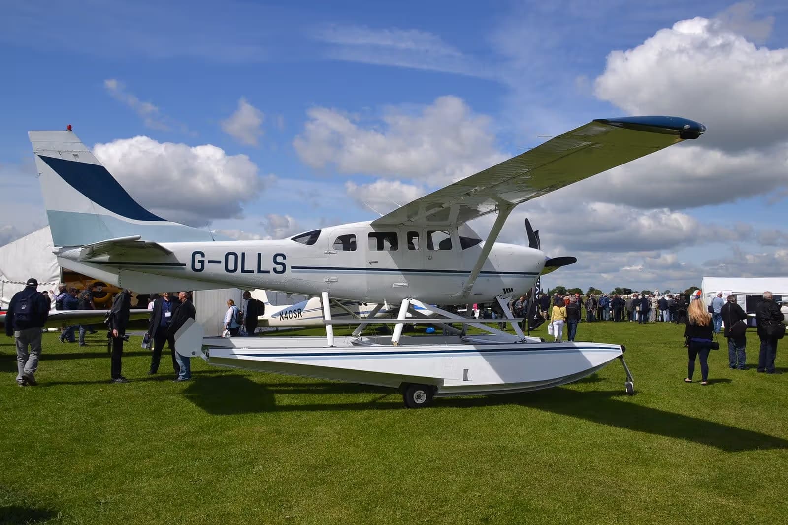 G-OLLS — Single-engine aircraft