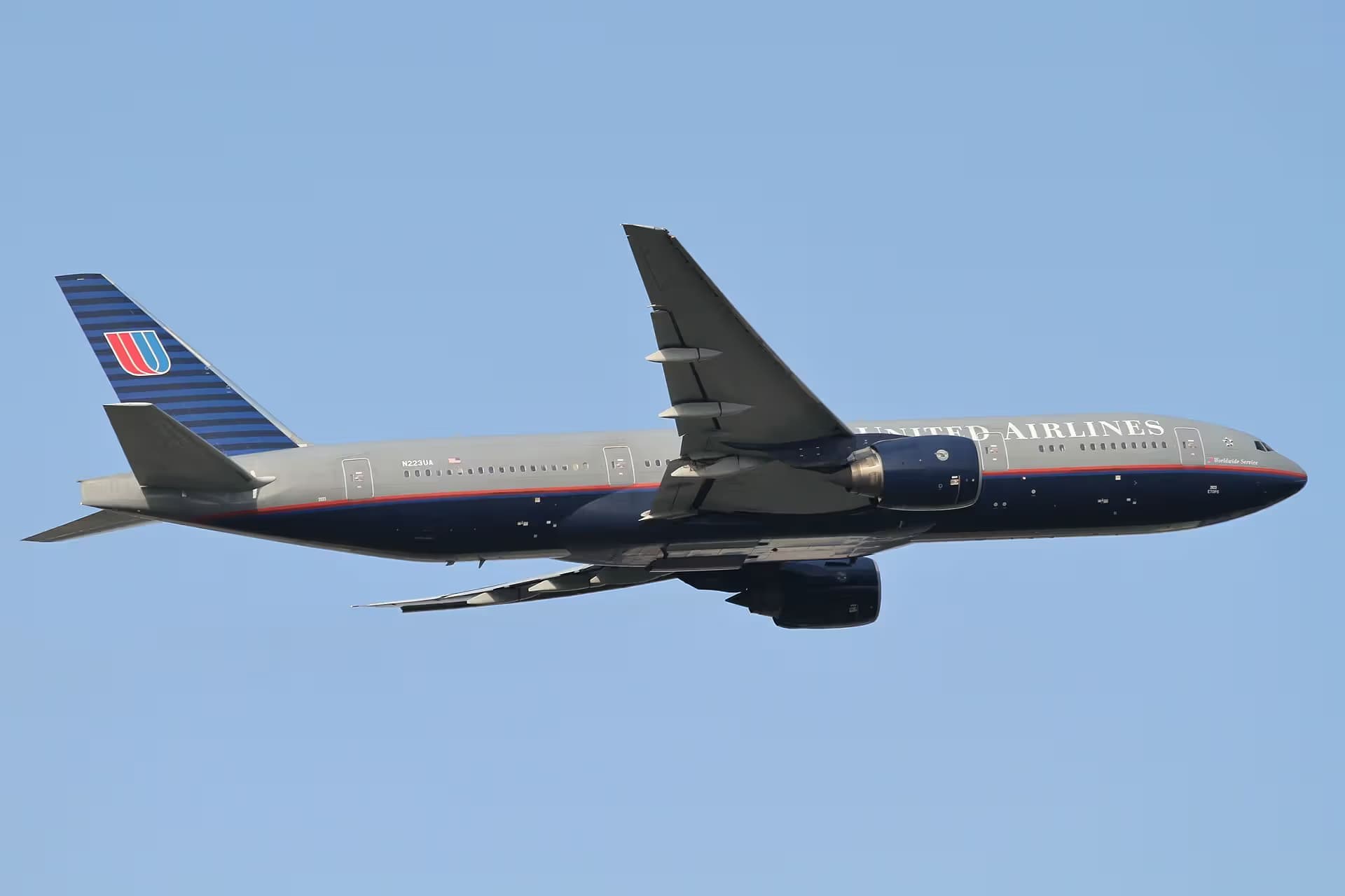 N223UA — Boeing