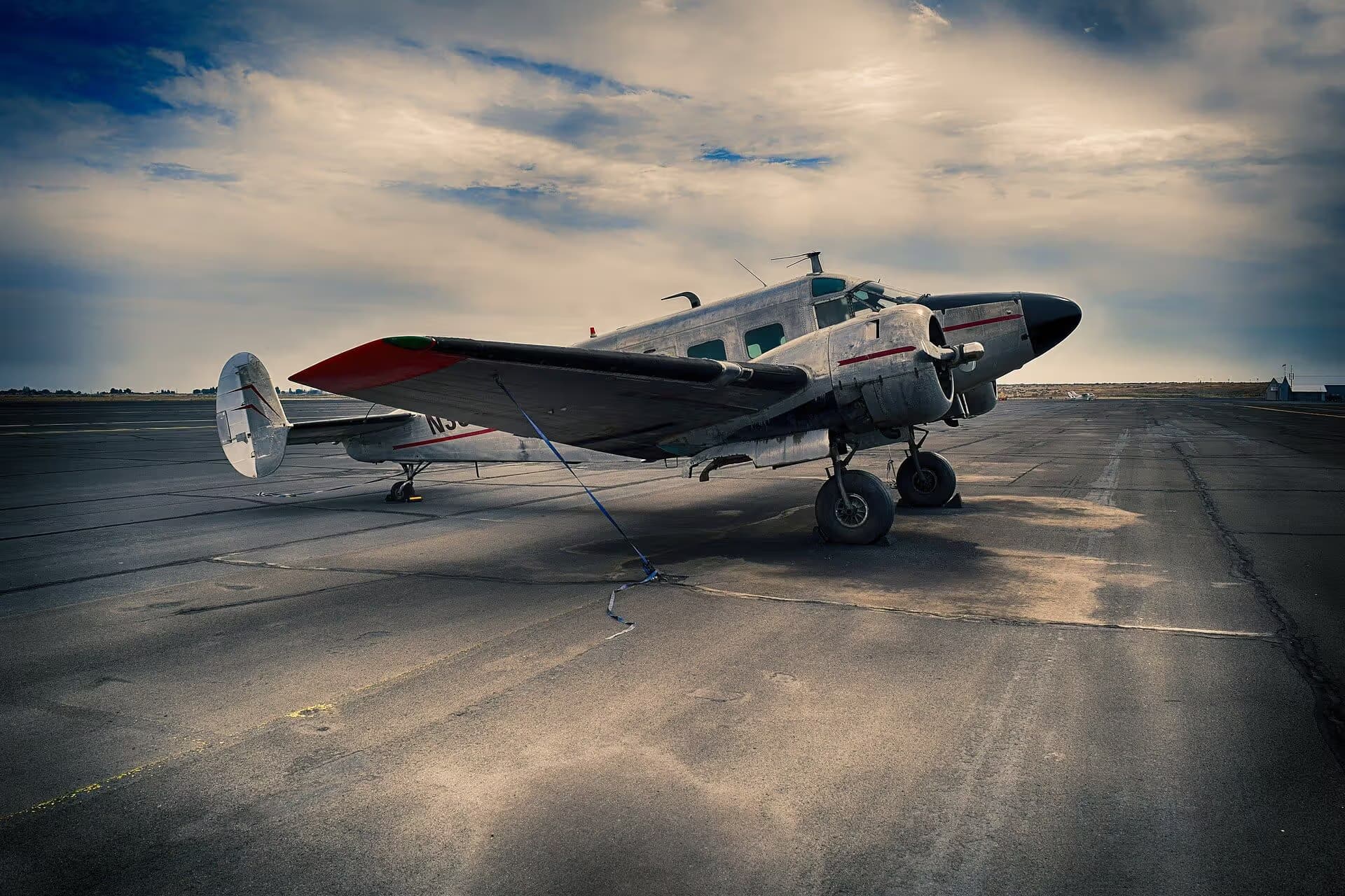 N33HH — Beechcraft at Ephrata Municipal Airport