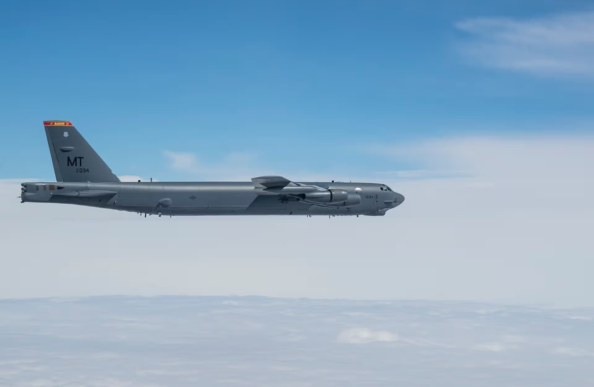 Unidentified — Aircraft