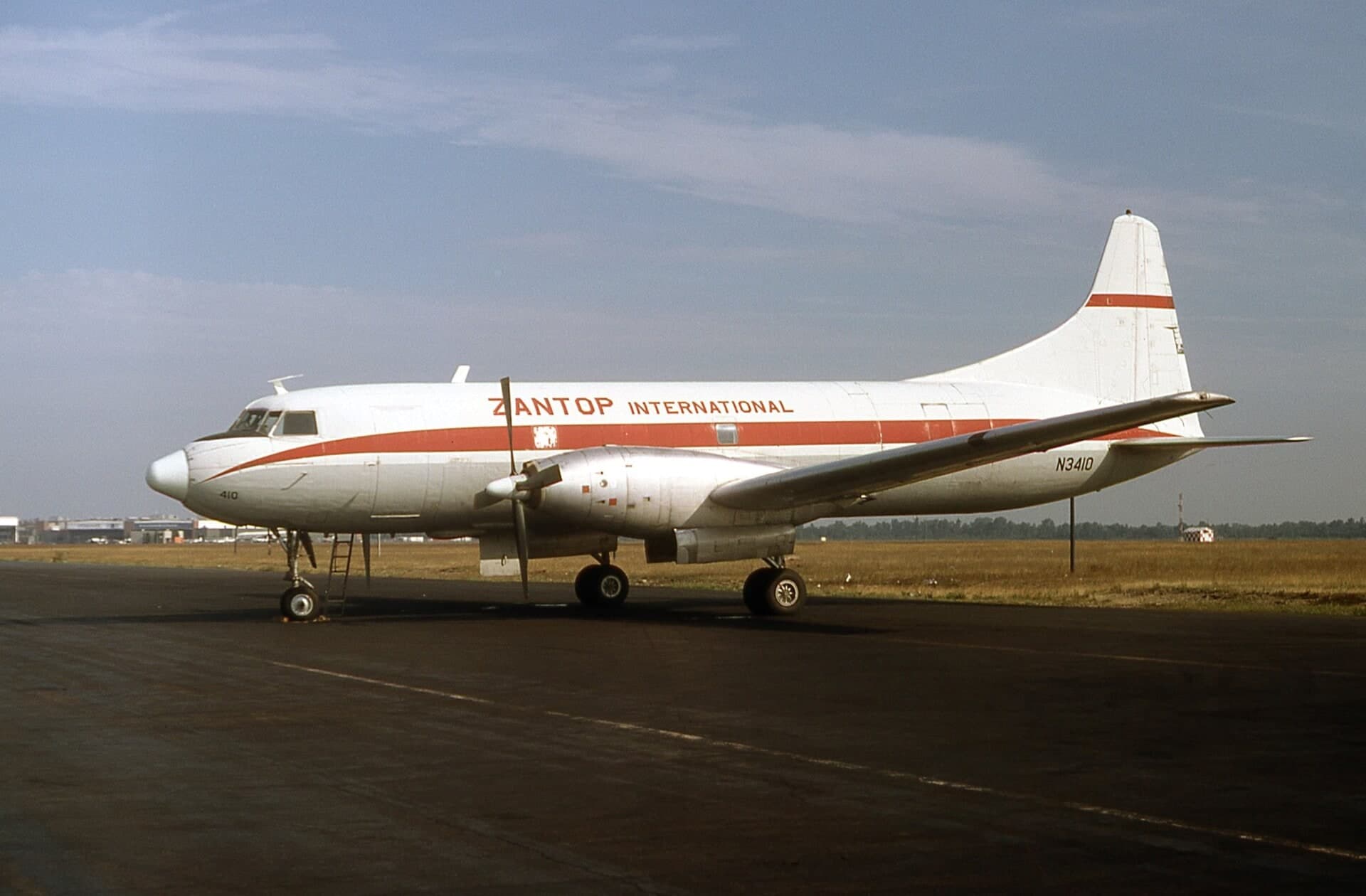 N3410 — Twin-engine aircraft