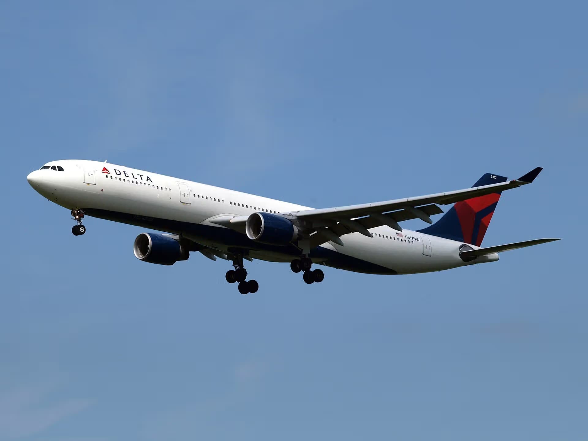 N817NW — Airbus