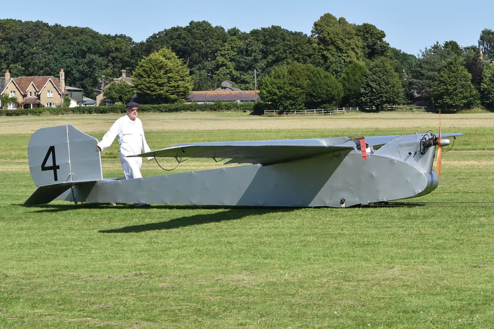 G-EBNV — Aircraft